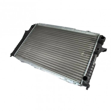 Radiateur Moteur Audi 100...