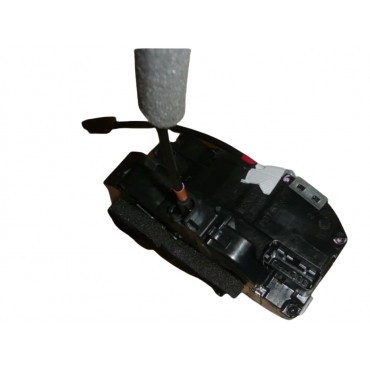 Gache Serrure de Porte Arrière Droit Pour Renault Kadjar 825004EA2A 46850025