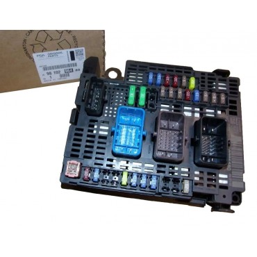 Module BSM Boite Fusibles Pour Citroën Ds5 Peugeot 508 I 9810296480