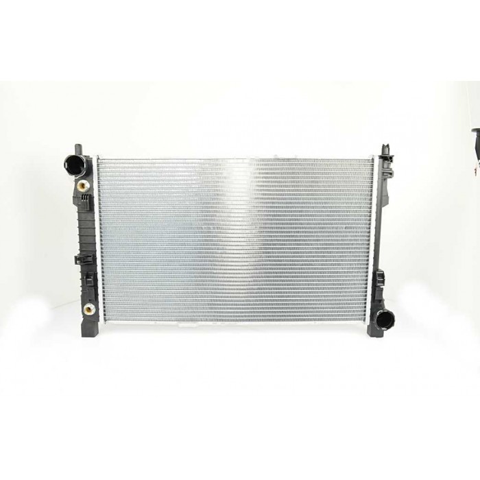 Radiateur Refroidissement Du Moteur Pour Mercedes-Benz Classe C CLC A2035000303