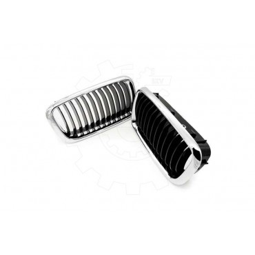 2 Grilles de Radiateur Pour BMW Série 7 E38 51138125811