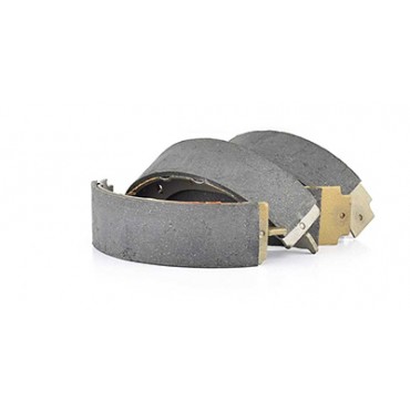 Machoires de Frein Arrière Pour VW Mercedes-Benz Puch 2D0698525 0024205820