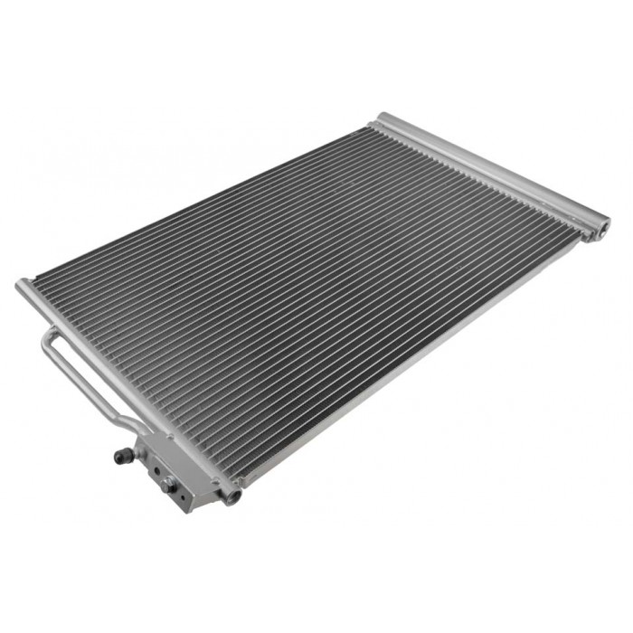 Condenseur de Clim Pour Opel 84153744, 84297681, 84000793, 23336302, 84208083