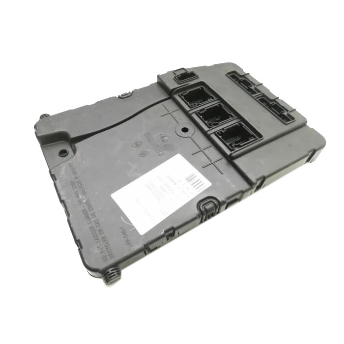 Boite à Fusibles Calculateur BSI Pour Renault Megane II 1.9 DCI 8200724392