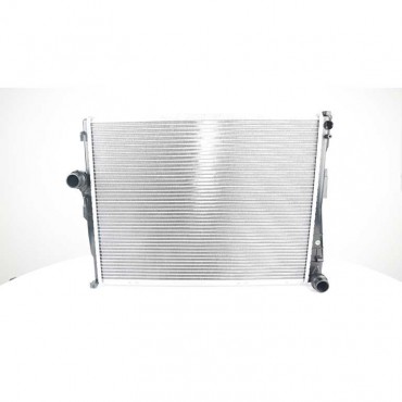 Radiateur Refroidissement Du Moteur Pour BMW Série 3 E46 Z4 E85 E86 17119071519