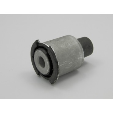 Silent Bloc de Bras de Suspension Pour Land Rover Range Rover III RGX000080