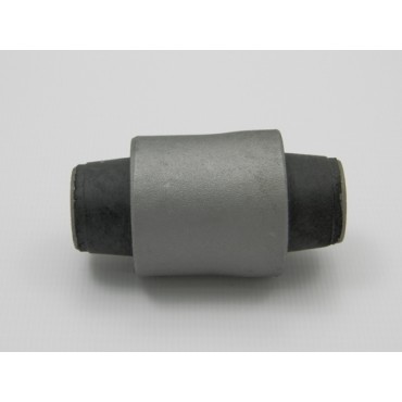 Silent Bloc de Bras de Suspension Pour Mitsubishi VIII Break MR162572