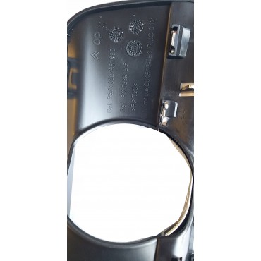 Cache Feu AntiBrouillard Avant Droit Pour Citroën C4