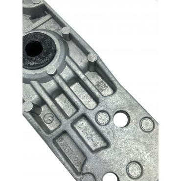 Support Radiateur Inférieur Pour Opel Astra J