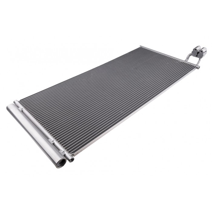 Condenseur de Clim Pour Porsche Panamera 9A726039900, 97126039900